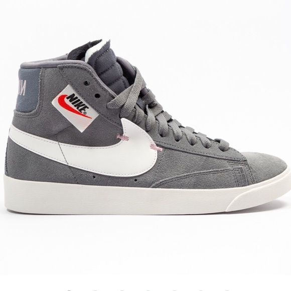Nike blazer mid with zipper Clearance